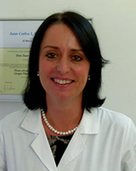 Dra.<br>Marta Grau